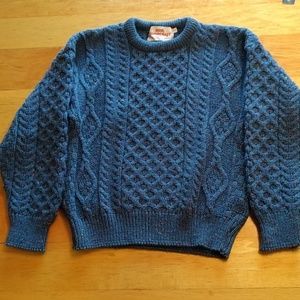 Irish wool cableknit sweater size s Vintage